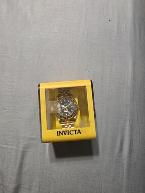 Invicta Pro Diver 37166